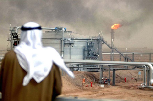 Саудовская Аравия сократит добычу нефти