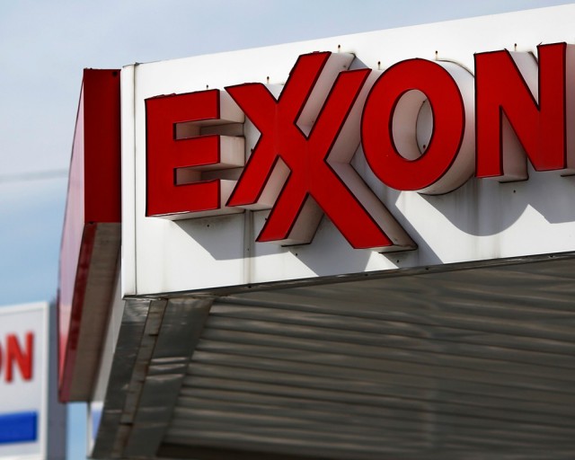 Новак: создана группа для решения спора с ExxonMobil