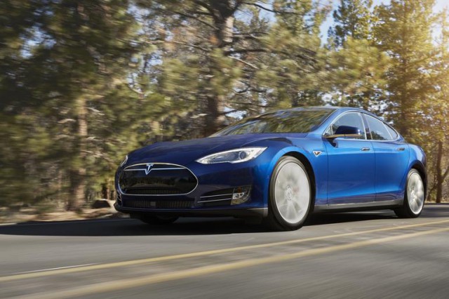 Google могла купить Tesla Motors за $6 млрд