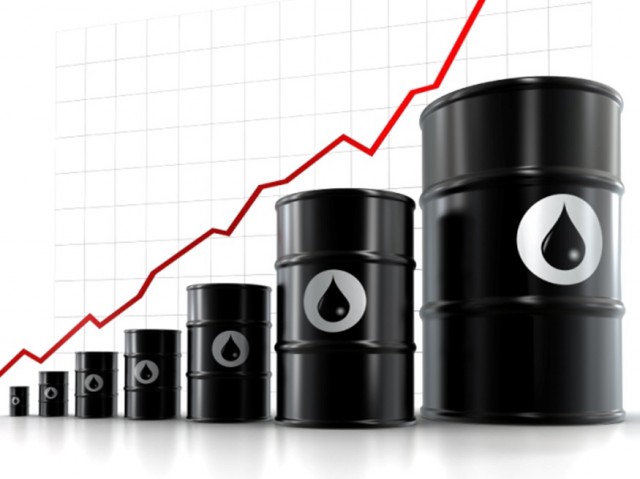 Котировки нефти вновь обновили максимумы 2015 года