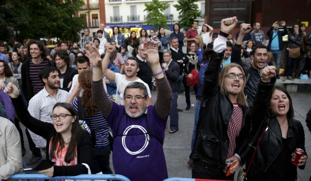 Испания готова отказаться от двухпартийной системы?