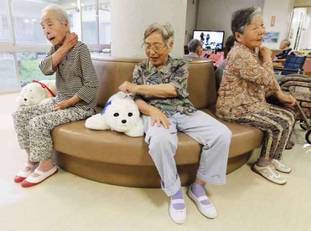 Хакеры обидели пенсионеров в Японии