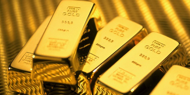 Цены на золото упали до минимума за 4 месяца