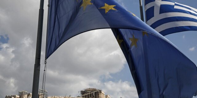 Греция получит первый транш по новоиспеченной программе помощи 17 августа