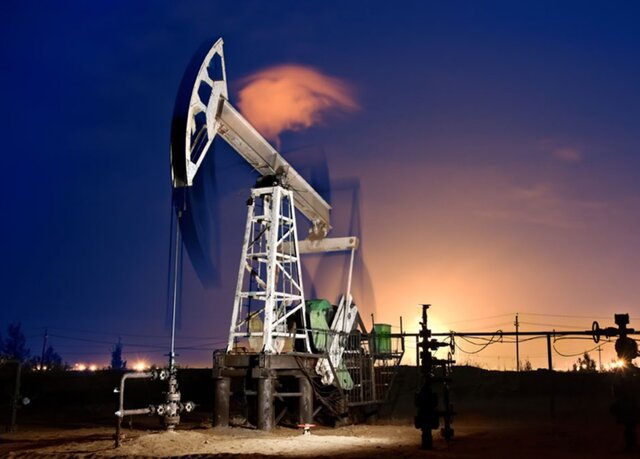 Нефть Brent поднялась выше $50, а доллар упал ниже 65 руб.