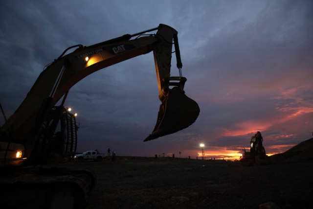 В Caterpillar заявили о сокращении 10 тыс. рабочих мест