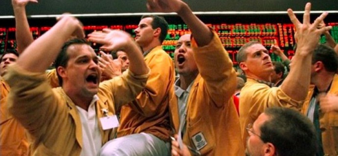 Нефть дешевеет по давлением негативных факторов