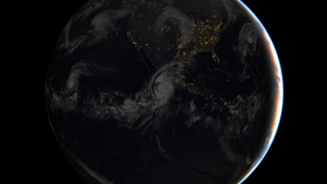 На Мексику надвигается самый мощный ураган в истории