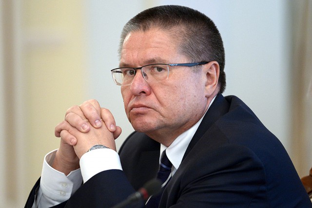 ВВП России, очищенный от сезонности, вырос на 0,1%