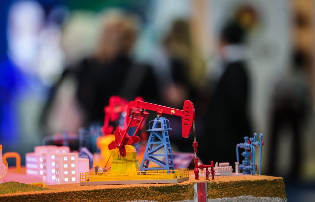 РФ не будет обсуждать с ОПЕК снижение нефтедобычи