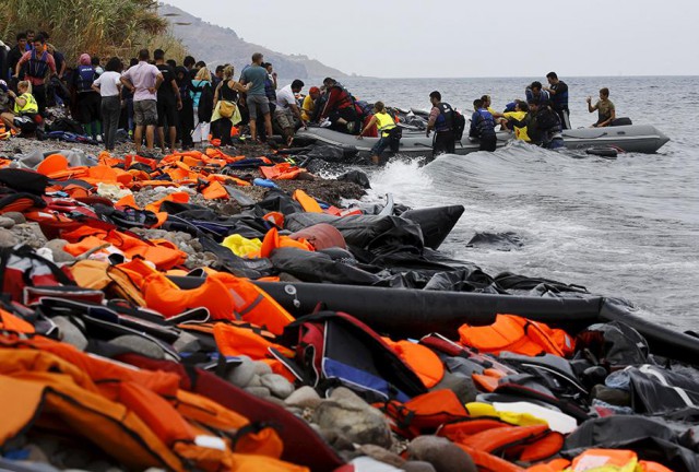 ООН: в ЕС по морю прибыло более 890 тыс. мигрантов