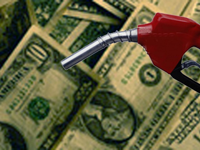 Падение нефти сэкономило потребителям $2 трлн