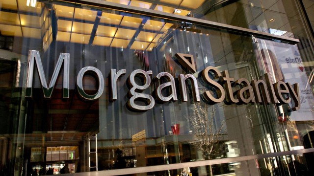 Morgan Stanley сократил чистую прибыль в два раза