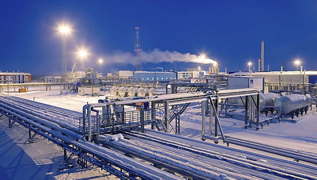 Акционеры "НОВАТЭКа" одобрили кредит "Ямал СПГ" и Yamal Trade Pte. Ltd. у Сбербанка и Газпромбанка на 3,6 млрд евро