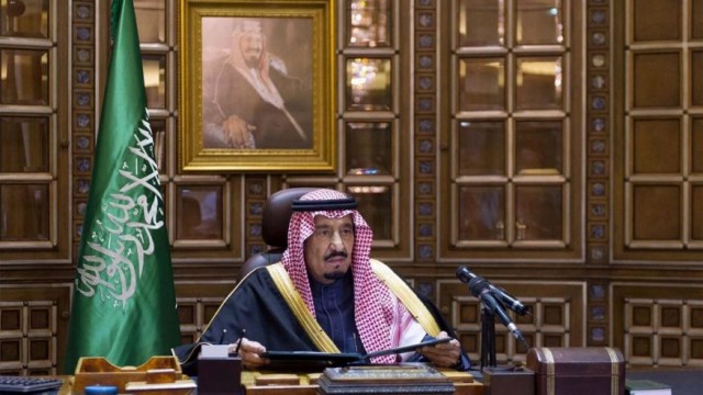 Саудовская Аравия утвердила план избавления от нефтяной зависимости
