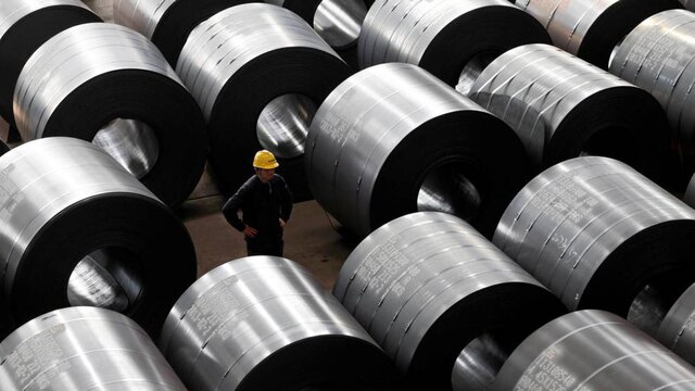 США ввели пошлину в 522% на сталь из Китая