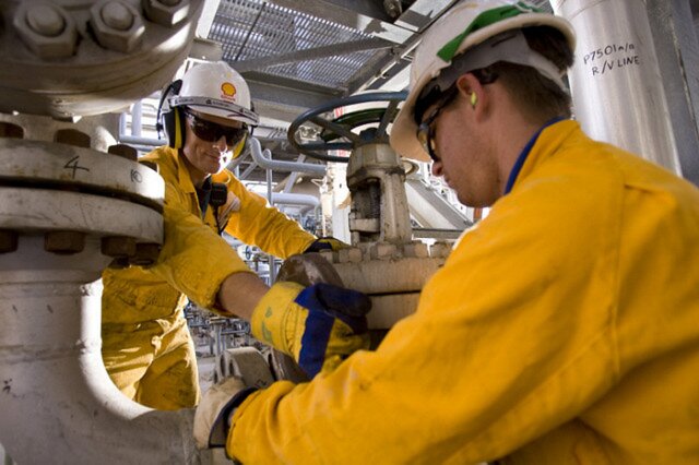 Компания Shell сократит еще 2200 сотрудников