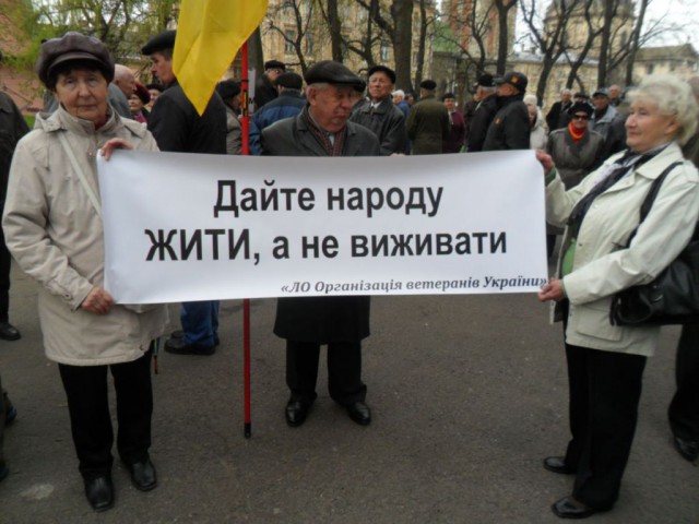 Аналитики: спад ВВП России в III квартале составит 0,7%, инфляция - ниже 7%
