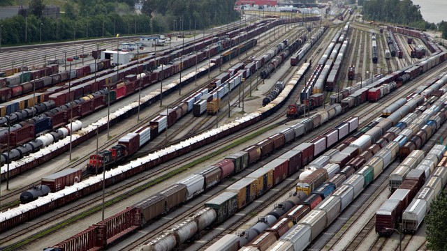 Дефицит инвестпрограммы РЖД в 2017 году составит 85,6 млрд рублей