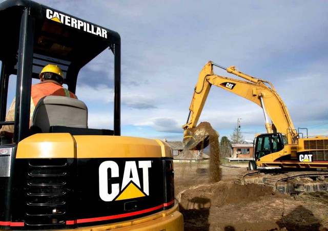 Caterpillar ухудшила прогноз прибыли на 2016 год