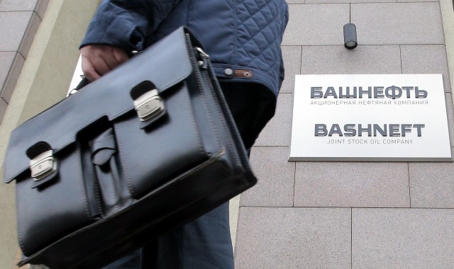 "Альянс" предложил за "Башнефть" 344 млрд руб.