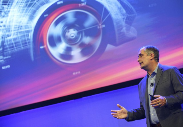 Intel инвестирует $250 млн. в самоуправляемые машины