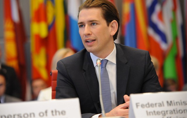 МИД Австрии: санкции ЕС против России нужно смягчить