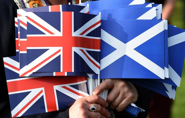 Стерджен: политика Мэй толкает Шотландию к референдуму о независимости