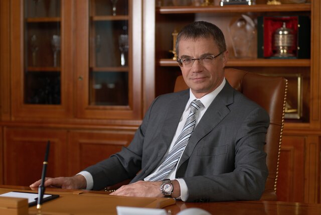 Коболев прогнозирует расчет компенсаций по решению Стокгольмского арбитража в тяжбе с 'Газпромом' в течение 2-3 месяцев
