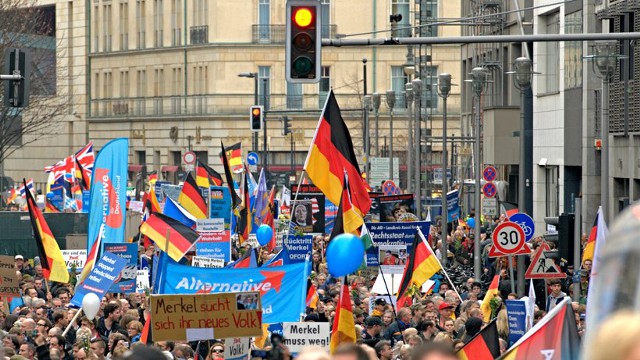 Работодатели в ФРГ выступили против евроскептиков