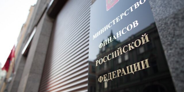 Министр финансов за либерализацию денежного контроля, однако готовится к кризису