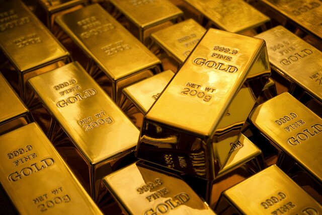 Центробанк: РФ стоит продолжать увеличивать долю золота в резервах