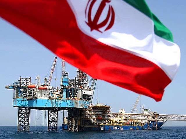 Возможные санкции к Ирану нависли над рынком нефти