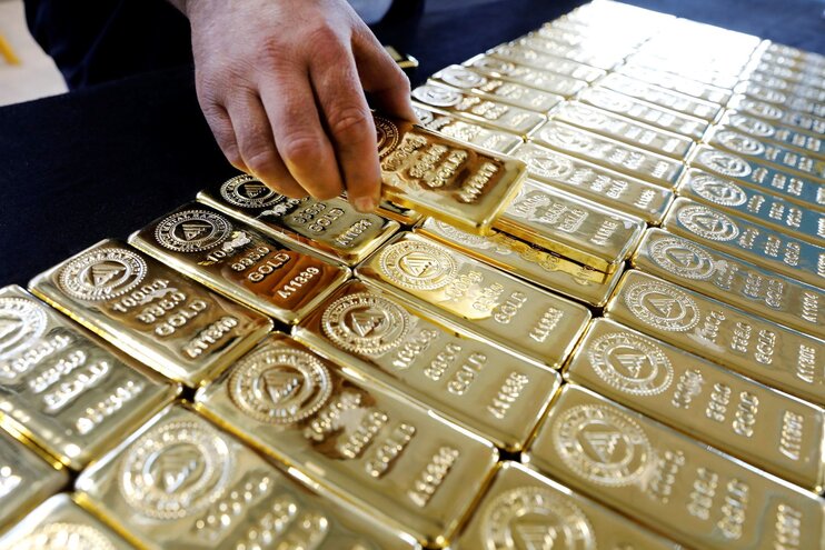 Банк Англии опять не спешит отдавать чужое золото