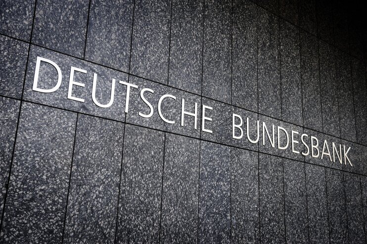Бундесбанк допустил возможность рецессии в Германии