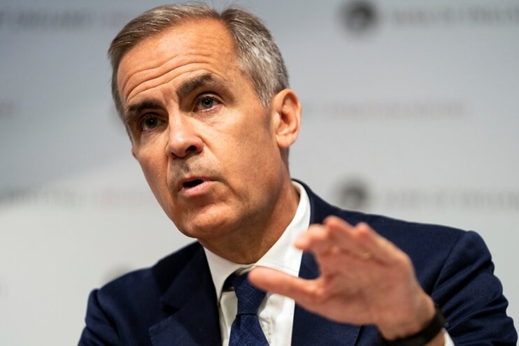 Фунт упал после заявлений главы Банка Англии о возможности снижения процентных ставок